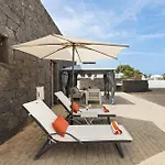 Refugio Del Volcán By Tropical Host Villa