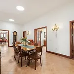 Refugio Del Volcán By Tropical Host Villa *