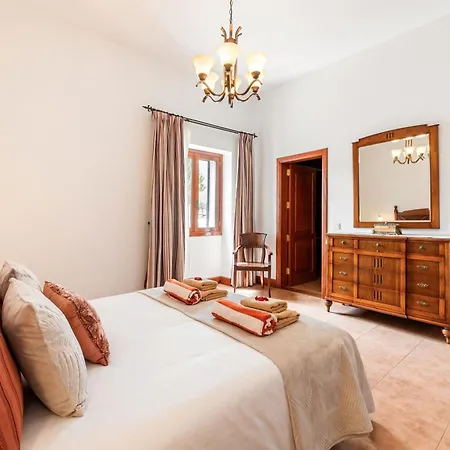 Refugio Del Volcan By Tropical Host Uga