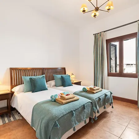 Refugio Del Volcan By Tropical Host