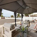Villa Refugio Del Volcán By Tropical Host